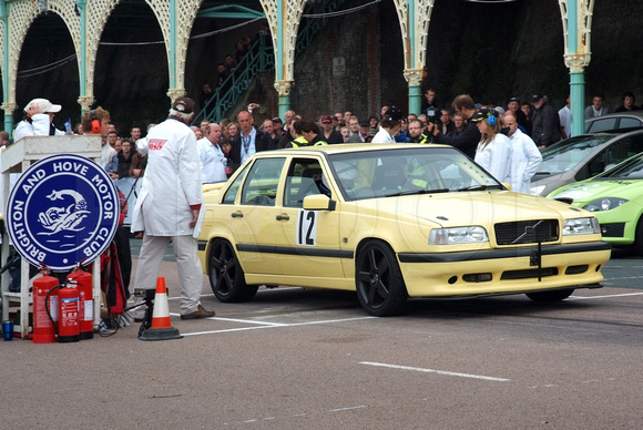 H 12 Russell Thompson Volvo 854 T5R