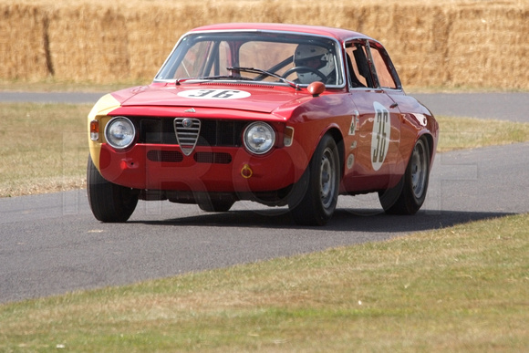 Alfa Romeo 1600 GTA_Tim Dutton