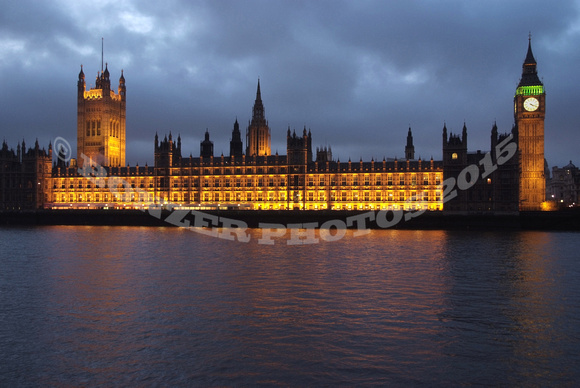 London Palace of Westminster.jpg
